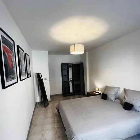 Appartement T2 Dans Le Centre Ville De Carcassonne Exterior photo
